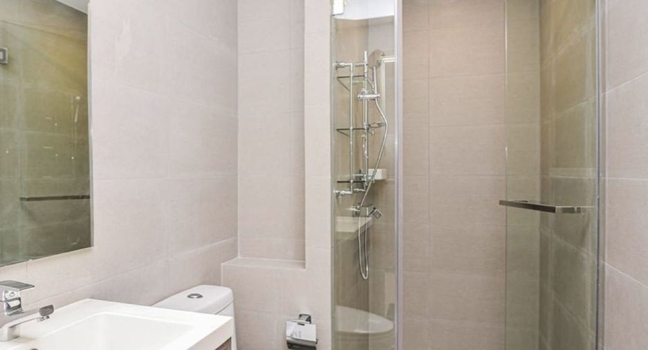 For sale 1 bed condo in Bang Na, Bangkok
