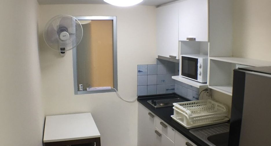 For rent 2 bedrooms condo in Phra Khanong, Bangkok
