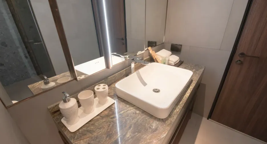Wohnung zur Miete mit 3 Zimmer in Khlong Toei, Bangkok