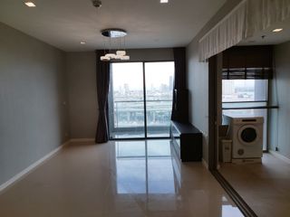 Condo en venta de 2 habitaciones en Yan Nawa, Bangkok