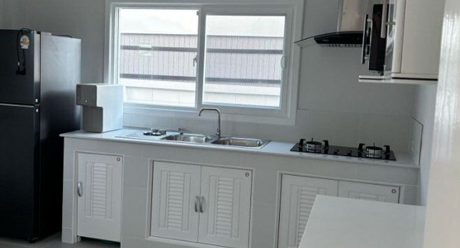 For rent 4 bedrooms house in Thalang, Phuket