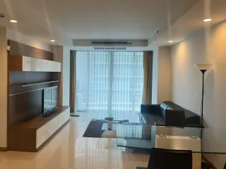 Wohnung zur Miete mit Studio in Pathum Wan, Bangkok