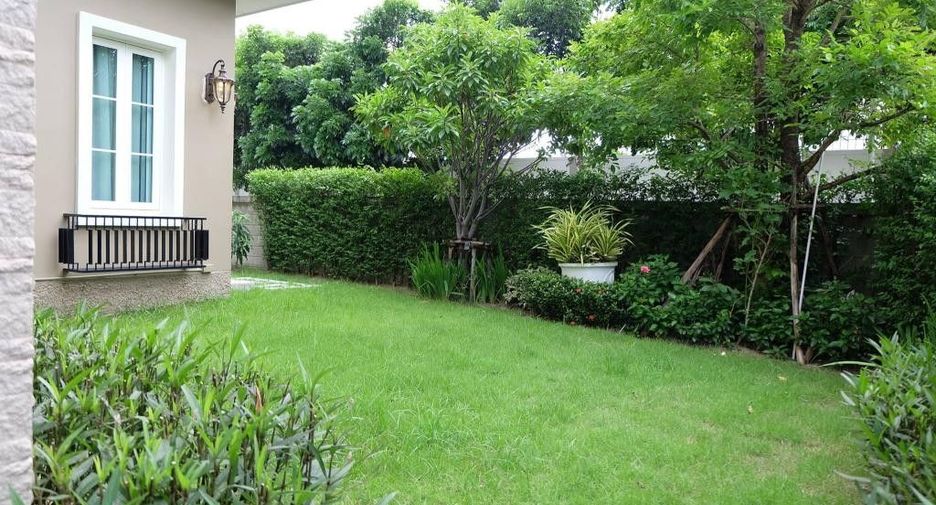 For sale 4 bedrooms house in Prawet, Bangkok