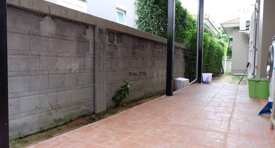 For sale 4 bedrooms house in Prawet, Bangkok