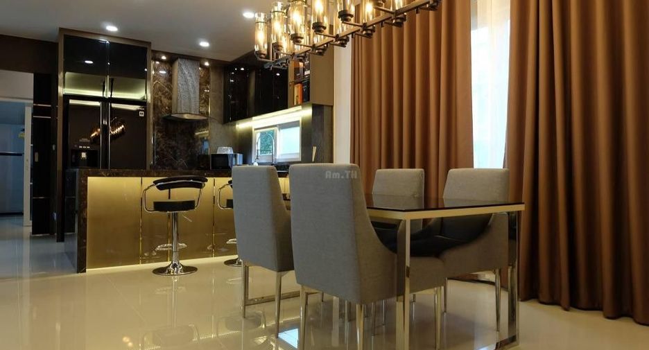 For sale 4 bedrooms house in Prawet, Bangkok