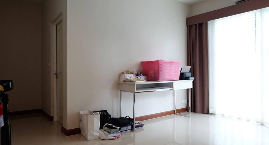 For sale 4 bedrooms house in Prawet, Bangkok