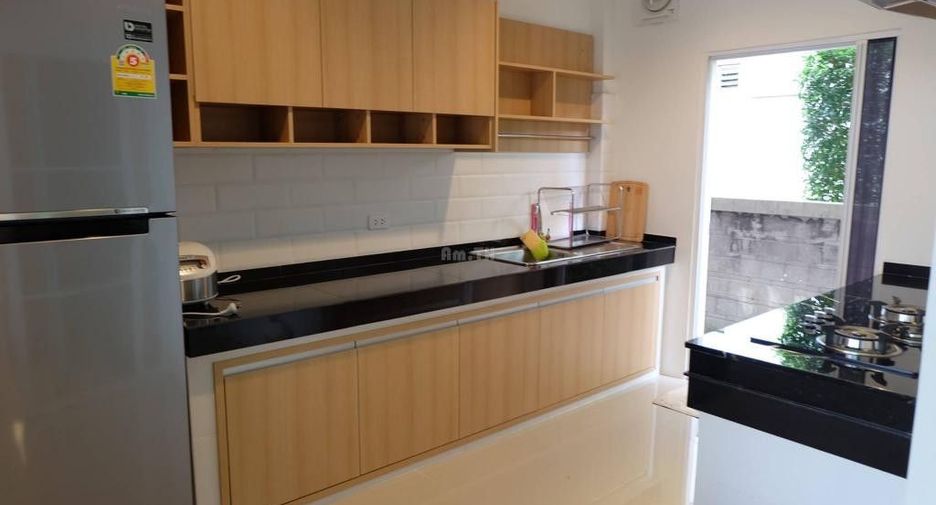 For sale 4 bedrooms house in Prawet, Bangkok
