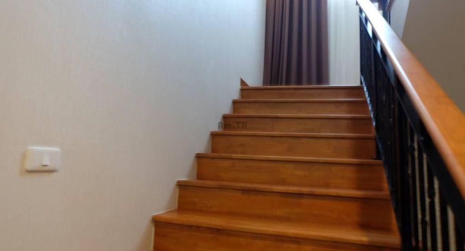 For sale 4 bedrooms house in Prawet, Bangkok