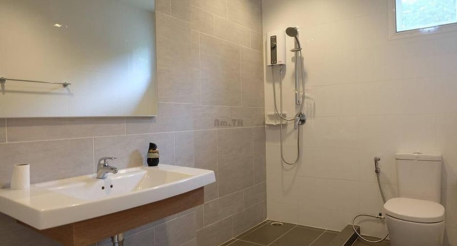 For sale 4 bedrooms house in Prawet, Bangkok