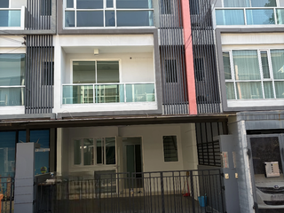 Продажа и аренда 3 спальни таунхаус в Буенг Кум, Бангкок