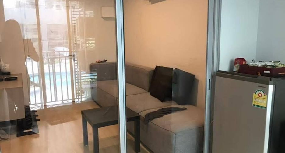 Condo en alquiler de 2 habitaciones en Wang Thonglang, Bangkok