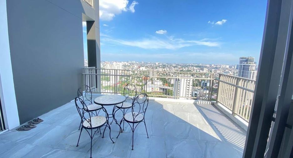 À louer 3 chambres condo à Watthana, Bangkok