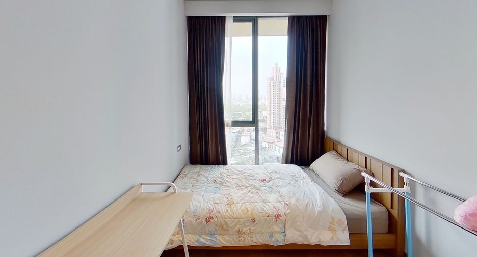 For sale 2 bedrooms condo in Khlong Toei, Bangkok