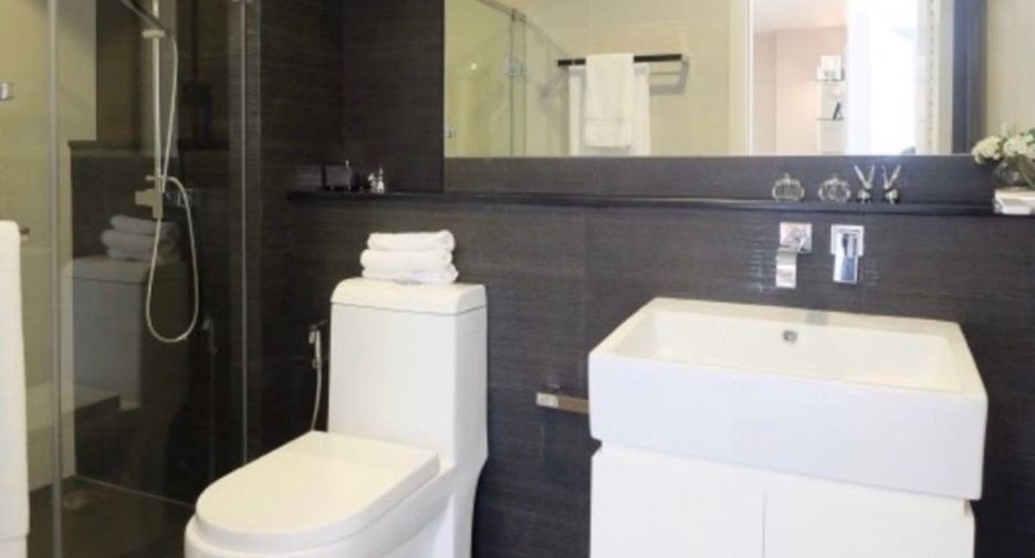 For rent 2 bedrooms condo in Phaya Thai, Bangkok