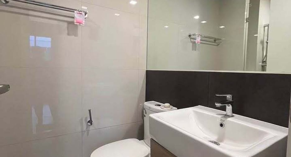 For rent 1 bed condo in Phra Khanong, Bangkok