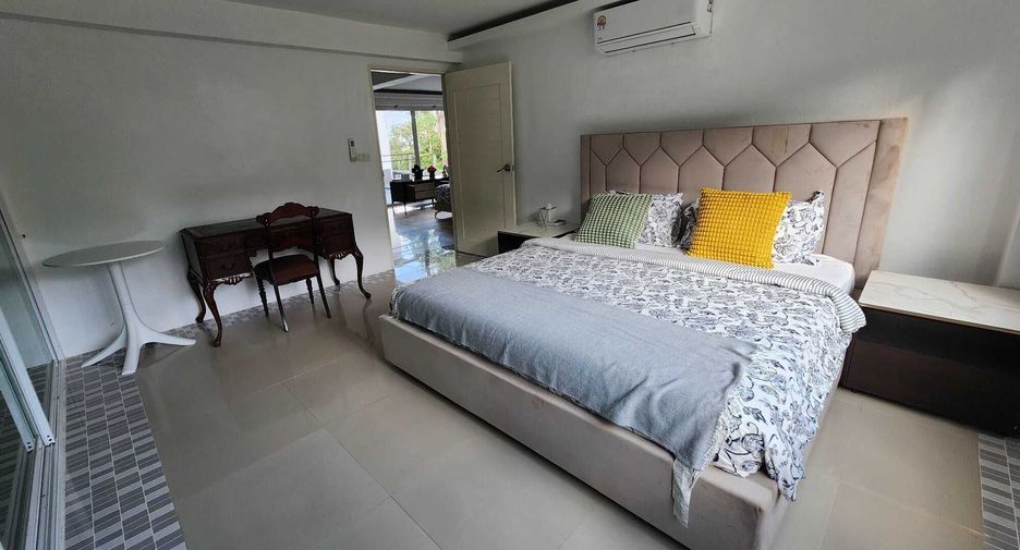 For sale and for rent 13 bedrooms hotel in Mueang Phuket, Phuket