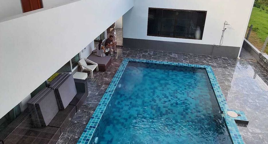 For sale and for rent 13 bedrooms hotel in Mueang Phuket, Phuket