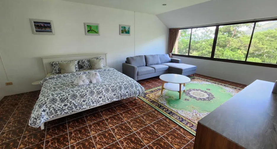 For sale and for rent 13 bedrooms hotel in Mueang Phuket, Phuket