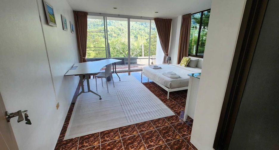 For sale and for rent 13 bedrooms hotel in Mueang Phuket, Phuket