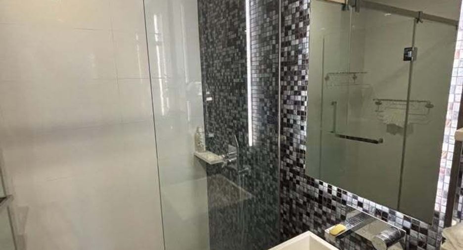 For sale 1 bed condo in Bang Rak, Bangkok