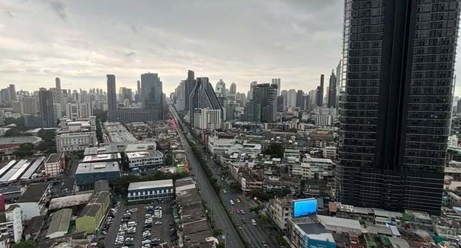 For sale 1 bed condo in Bang Rak, Bangkok