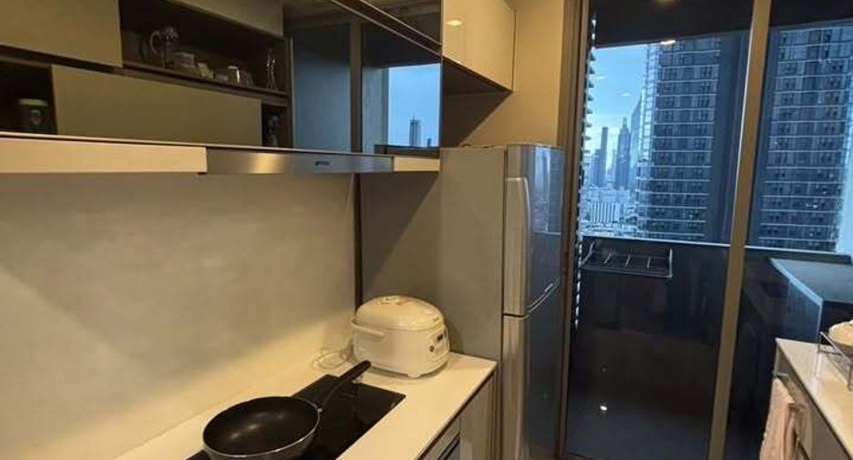 For sale 1 bed condo in Bang Rak, Bangkok