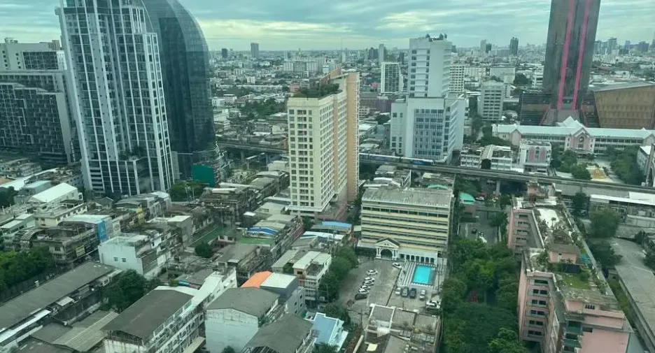 出售 2 卧室 公寓 在 Phaya Thai, 曼谷