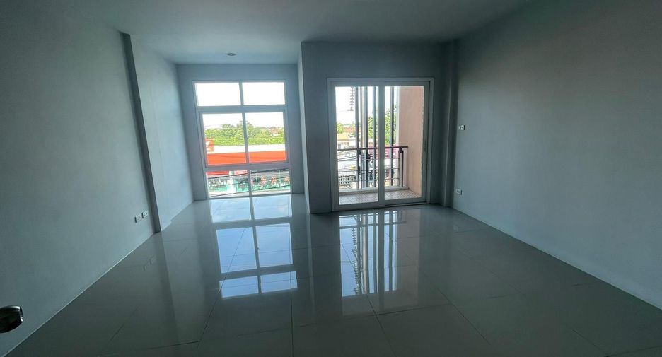 For sale and for rent 4 bedrooms retail Space in Mueang Phuket, Phuket
