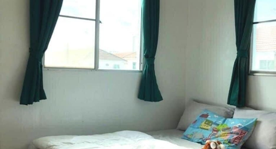 Casa en venta de 3 habitaciones en Lat Krabang, Bangkok