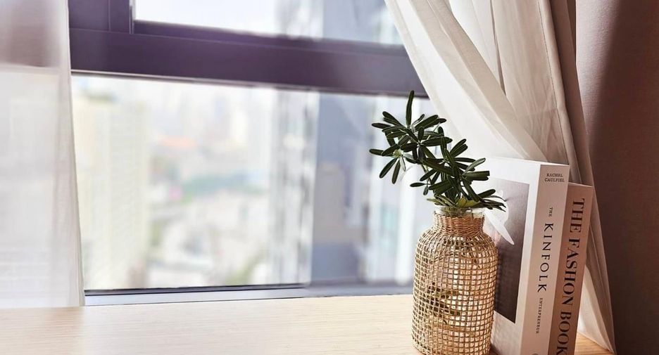 For rent studio condo in Bang Rak, Bangkok