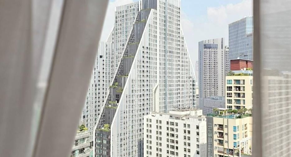 For rent studio condo in Bang Rak, Bangkok