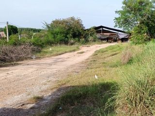 À vendre terrain à Bang Lamung, Chonburi