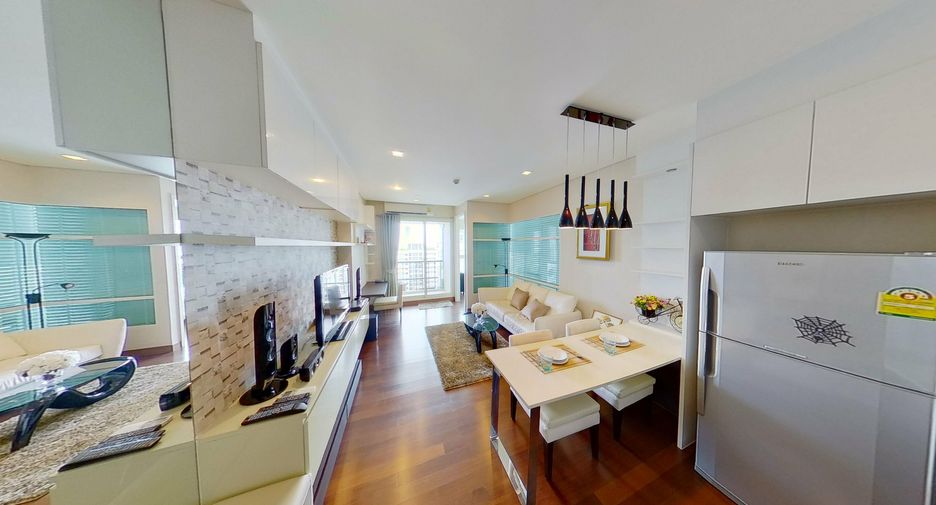 For rent 1 bed condo in Watthana, Bangkok
