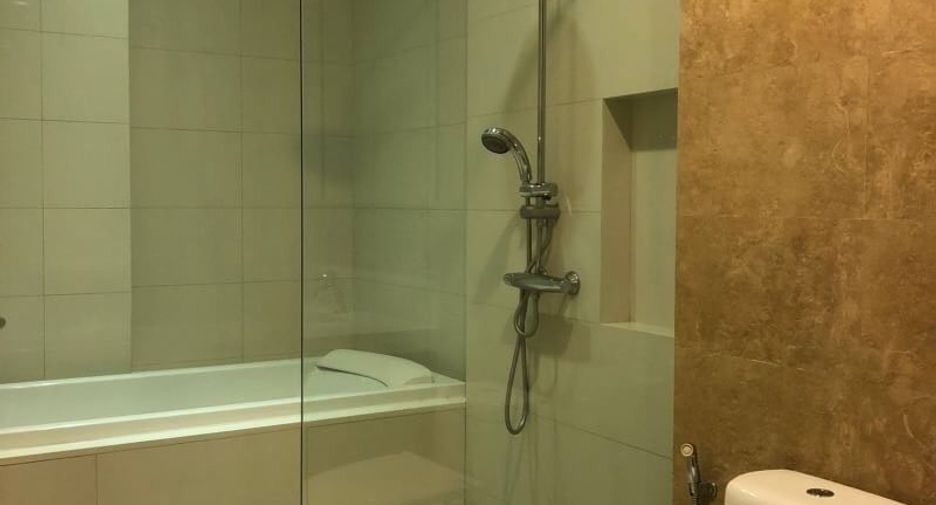 For rent 2 ベッドルーム condo in Khlong Toei, Bangkok