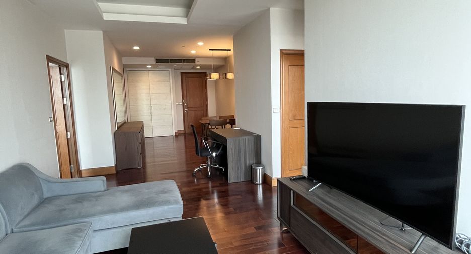 For rent 2 ベッドルーム condo in Sathon, Bangkok
