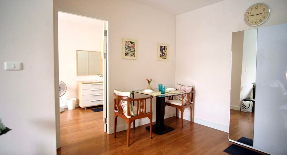 For rent 1 bed condo in Khlong Toei, Bangkok
