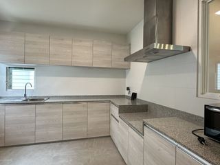 For rent 5 bedrooms house in Prawet, Bangkok