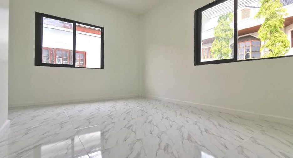 Продажа 3 спальни таунхаус в Кхлонг Сам Ща, Бангкок