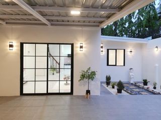 For sale 3 bedrooms townhouse in Khlong Sam Wa, Bangkok