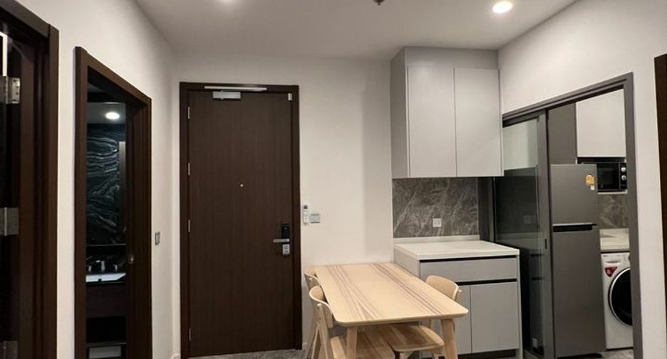 For rent 2 bedrooms condo in Bang Na, Bangkok