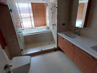 For rent 4 ベッドルーム apartment in Khlong Toei, Bangkok