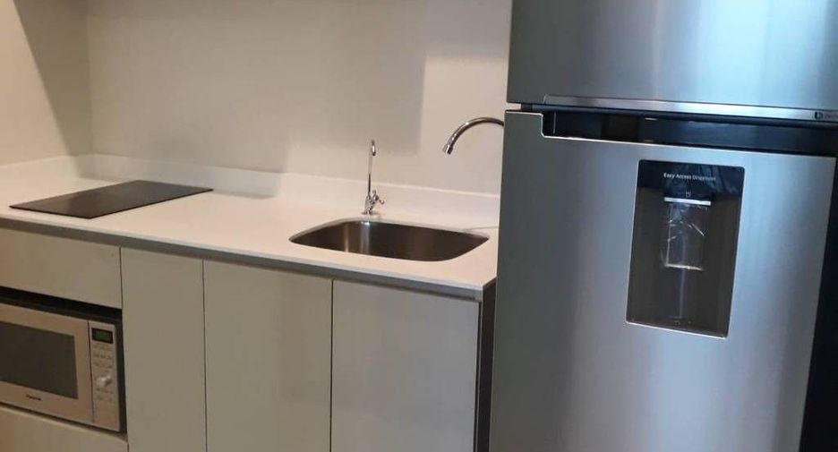 For sale and for rent 3 bedrooms condo in Watthana, Bangkok