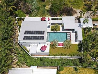À vendre 5 chambres villa à Mueang Phuket, Phuket