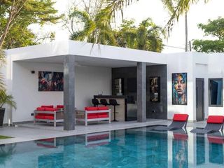 À vendre 5 chambres villa à Mueang Phuket, Phuket