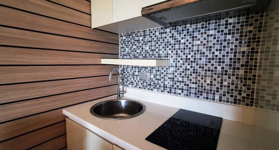 For sale 1 Beds condo in Bang Lamung, Chonburi