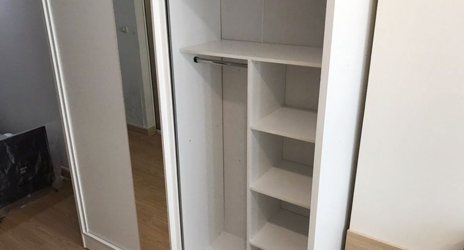 For sale studio condo in Wang Thonglang, Bangkok