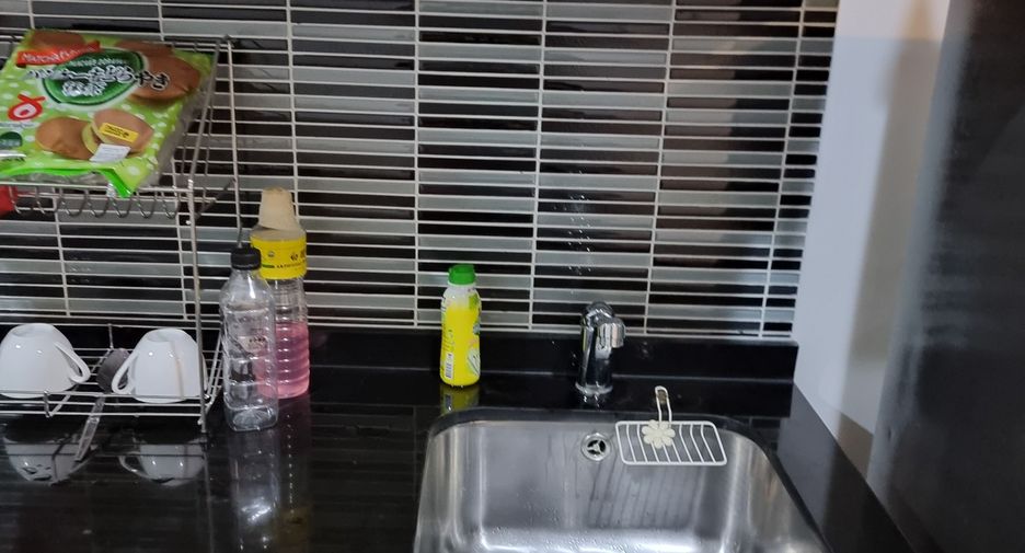 For rent 1 bed condo in Khlong Toei, Bangkok