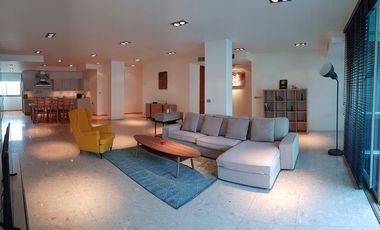 For rent 3 bedrooms condo in Khlong Toei, Bangkok