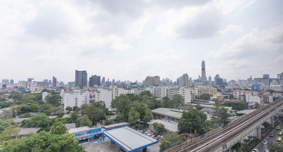 For rent 2 bedrooms condo in Phaya Thai, Bangkok