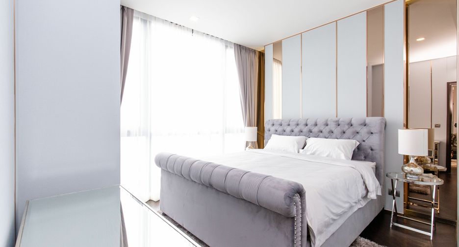 For rent 2 bedrooms condo in Phaya Thai, Bangkok